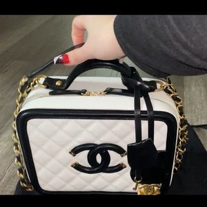 “Chanel” White & Black Quilted Caviar Leather Vanity Case